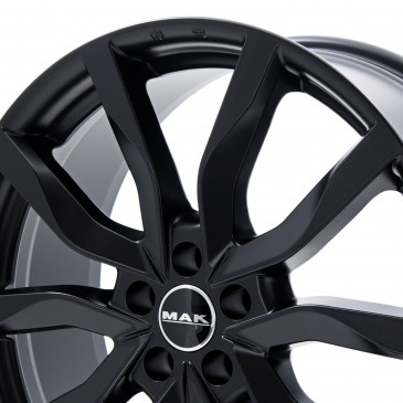 MAK Highlands Matt black