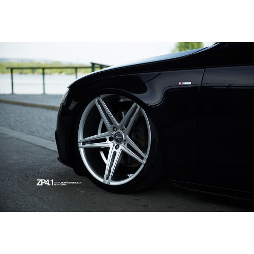 Japan Racing Wheels JR28 Gloss Black Machined