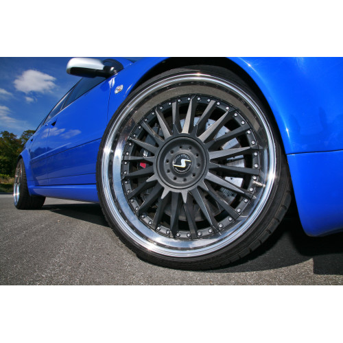 Japan Racing Wheels JR28 Gloss Black Machined