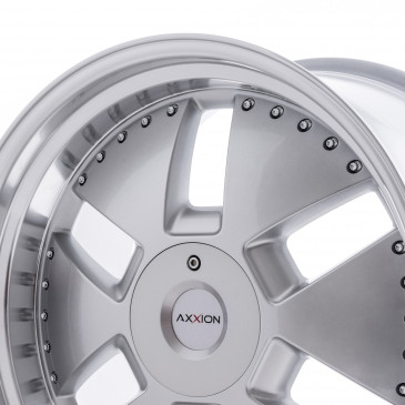 AXXION Y1 Race Silber lackiert mit hochglanzpoliertem Felgenbett