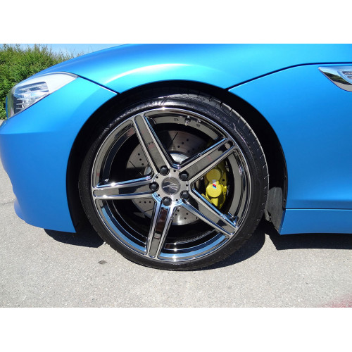 Japan Racing Wheels JR28 Gloss Black Machined