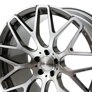 Brabus Monoblock Y Platinum Titan glänzend poliert