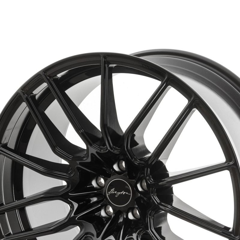 BREYTON Impressive Glossy Black