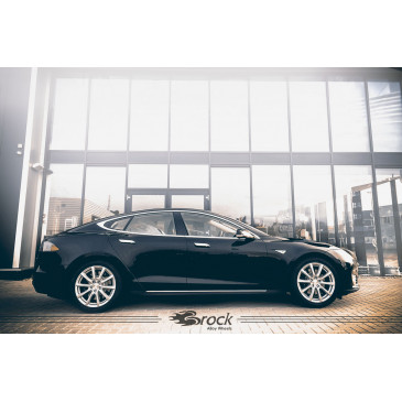 Brock B32 schwarz-matt lackiert