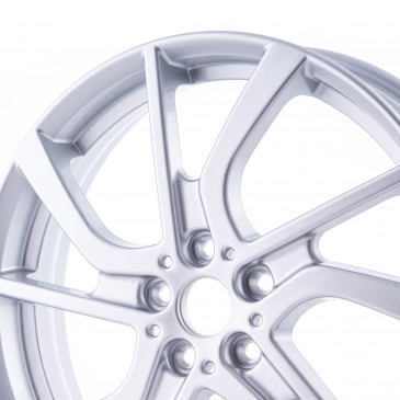 Brock eB1 kristallsilber lackiert