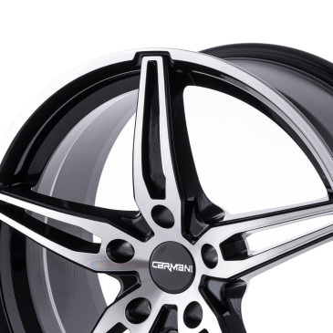 CARMANI 15 Oskar black polish