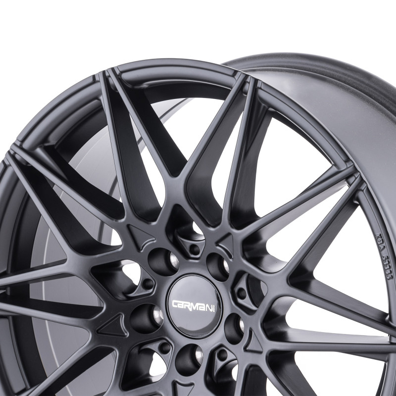 CARMANI 18 Knut black matt