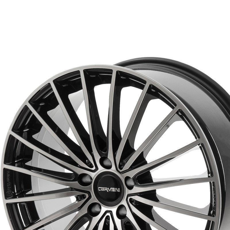 CARMANI 24 Karl black polish