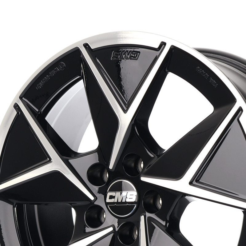 CMS C42 Diamond Black Gloss