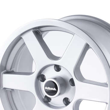 delta4x4 Avventura silver