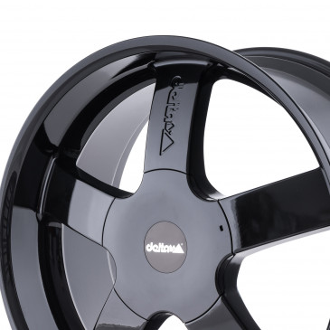 delta4x4 Elements 4 black