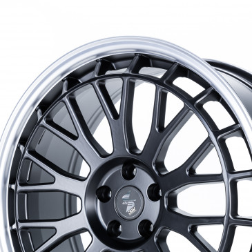 etabeta UNIT Black matt lip pol.