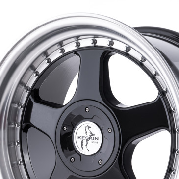 KESKIN KT1 BLACK LIP POLISH