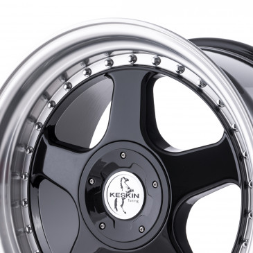 KESKIN KT1 BLACK LIP POLISH