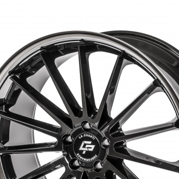La Chanti Performance LC-P12 Glossy Black / Chrome Lip