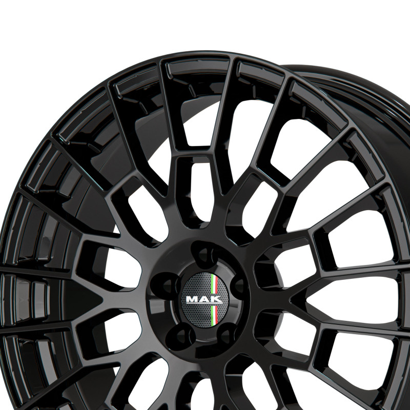 MAK APX Gloss Black