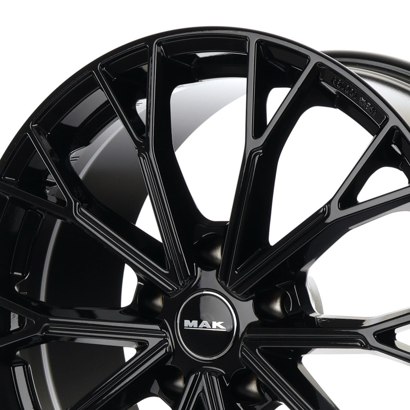 MAK Asphalt Gloss Black