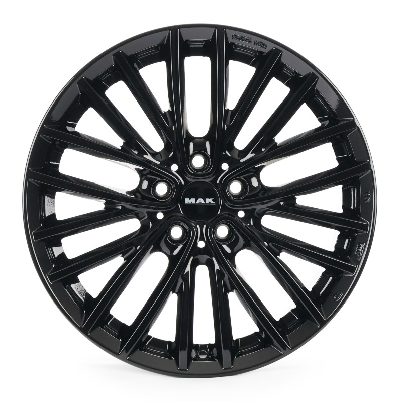 MAK Chelsea Gloss Black
