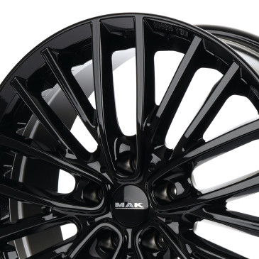 MAK Chelsea Gloss Black