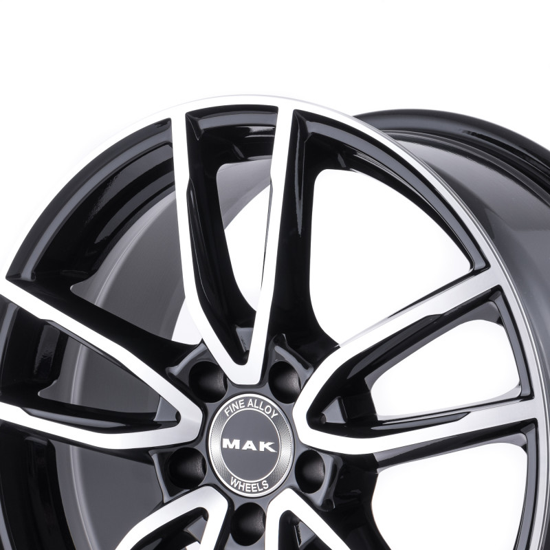 MAK Evo Black Mirror