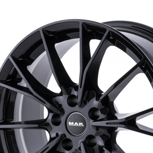 MAK Fabrik Gloss Black