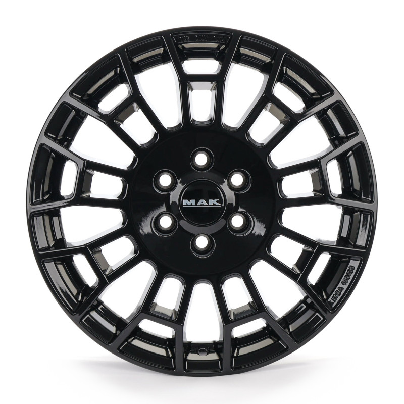 MAK Nomad Gloss Black
