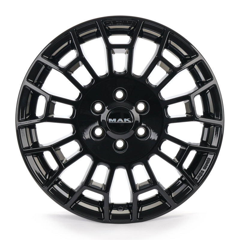 MAK Nomad Gloss Black