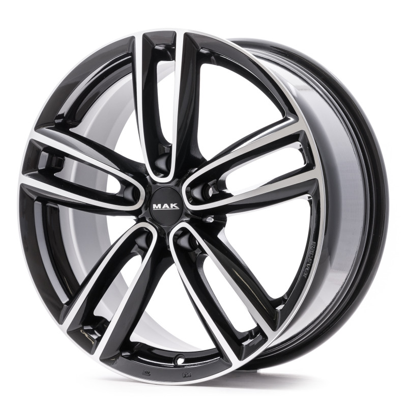 MAK Oxford Black Mirror