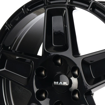 MAK Trek Gloss Black