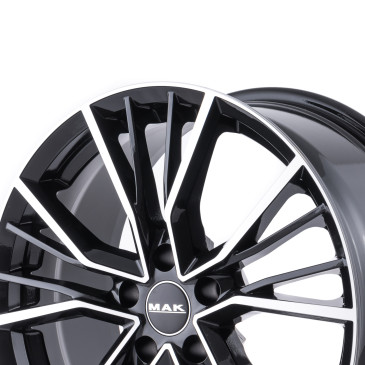 MAK Union Black Mirror