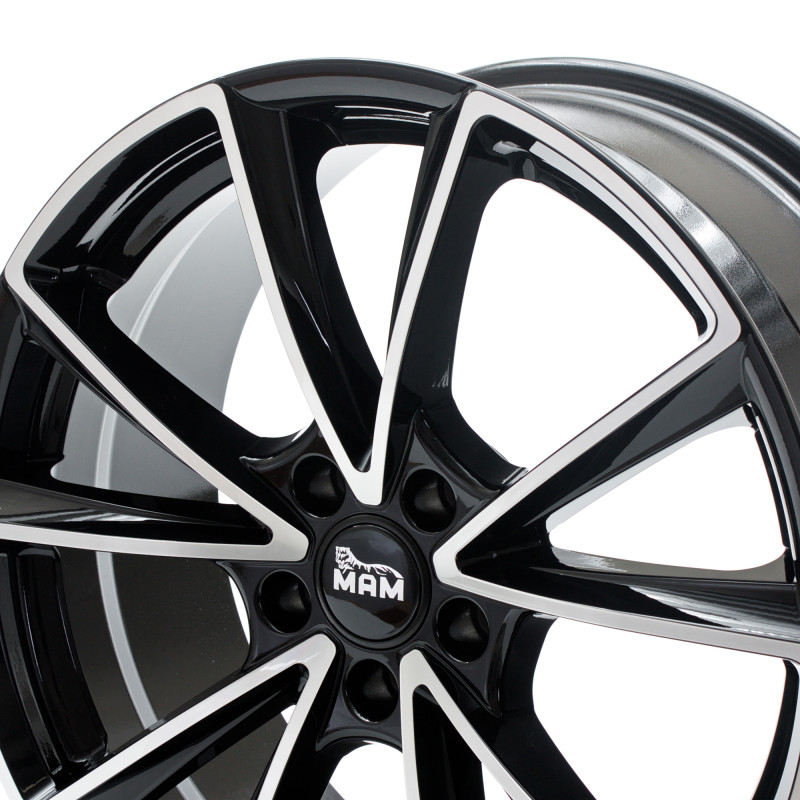 MAM A5 BLACK FRONT POLISH