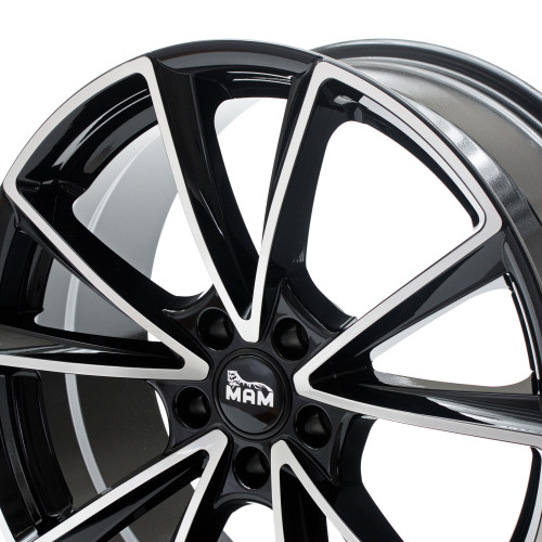 MAM A5 BLACK FRONT POLISH
