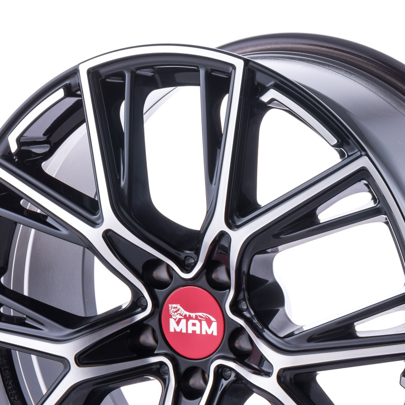 MAM B4 BLACK FRONT POLISH