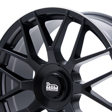 MAM GT1 MATT BLACK LIP POLISH