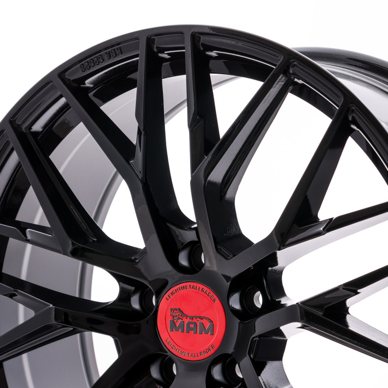 MAM RS4 BLACK PAINTED