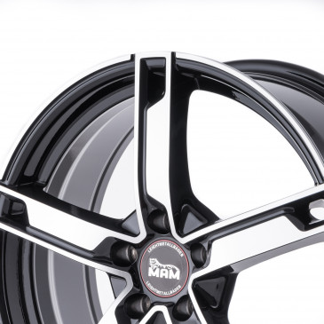 MAM W4 BLACK FRONT POLISH