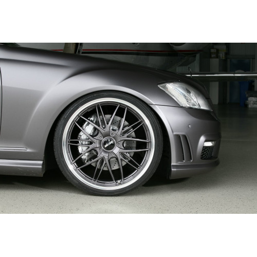 Japan Racing Wheels JR28 Gloss Black Machined