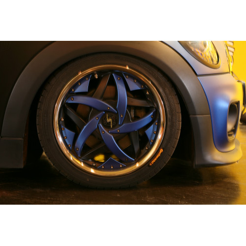 Japan Racing Wheels JR28 Gloss Black Machined