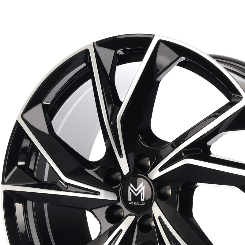 MM Wheels MM07 Glossy Black Machined