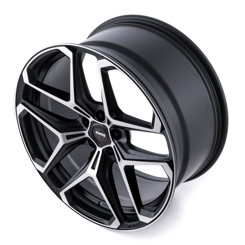 MOMO RF04 Black matt polish
