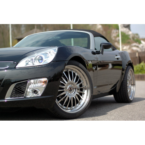 Japan Racing Wheels JR28 Gloss Black Machined