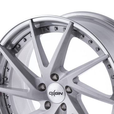 OXFORGED MP1 silver brush, lip polish