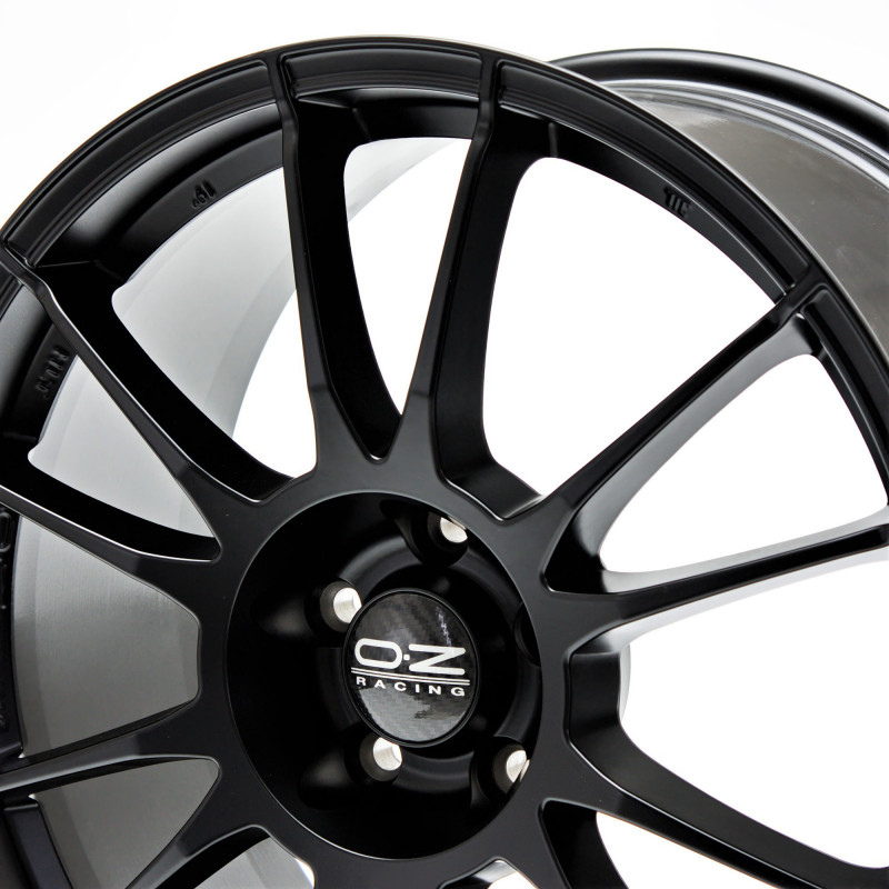 OZ RACING ULTRALEGGERA MATT BLACK