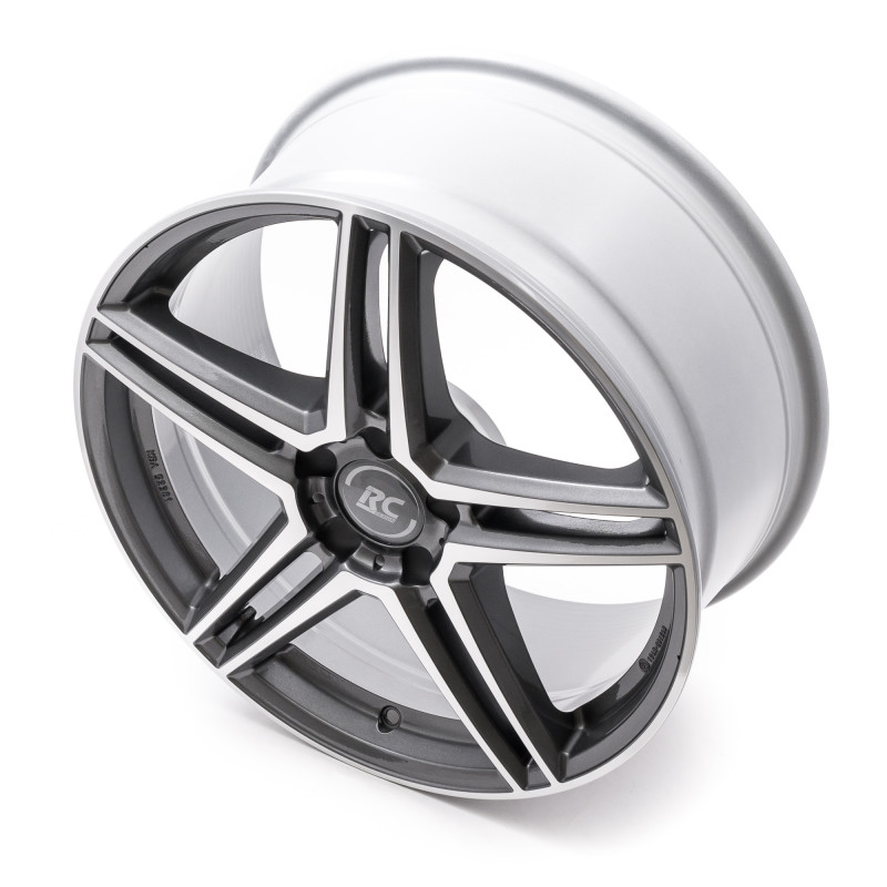 RC Design RCD17 himalaya-grey front-poliert