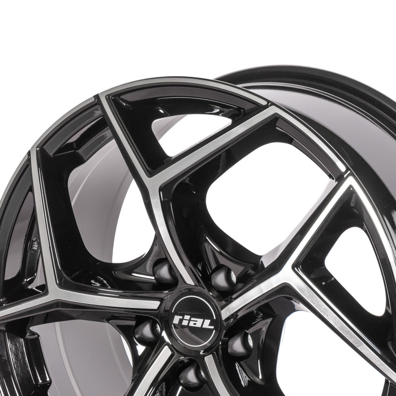 RIAL Salento diamant-schwarz frontpoliert