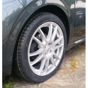 ALUTEC Monstr racing-schwarz